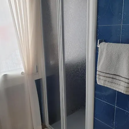 Graziosa Bifamiliare Ad Con Giardino Privato