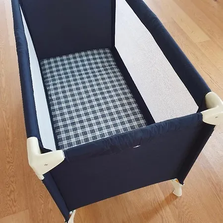 Vakantiehuis Graziosa Bifamiliare Ad Con Giardino Privato