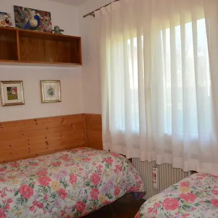 Graziosa Bifamiliare Ad Con Giardino Privato Holiday home